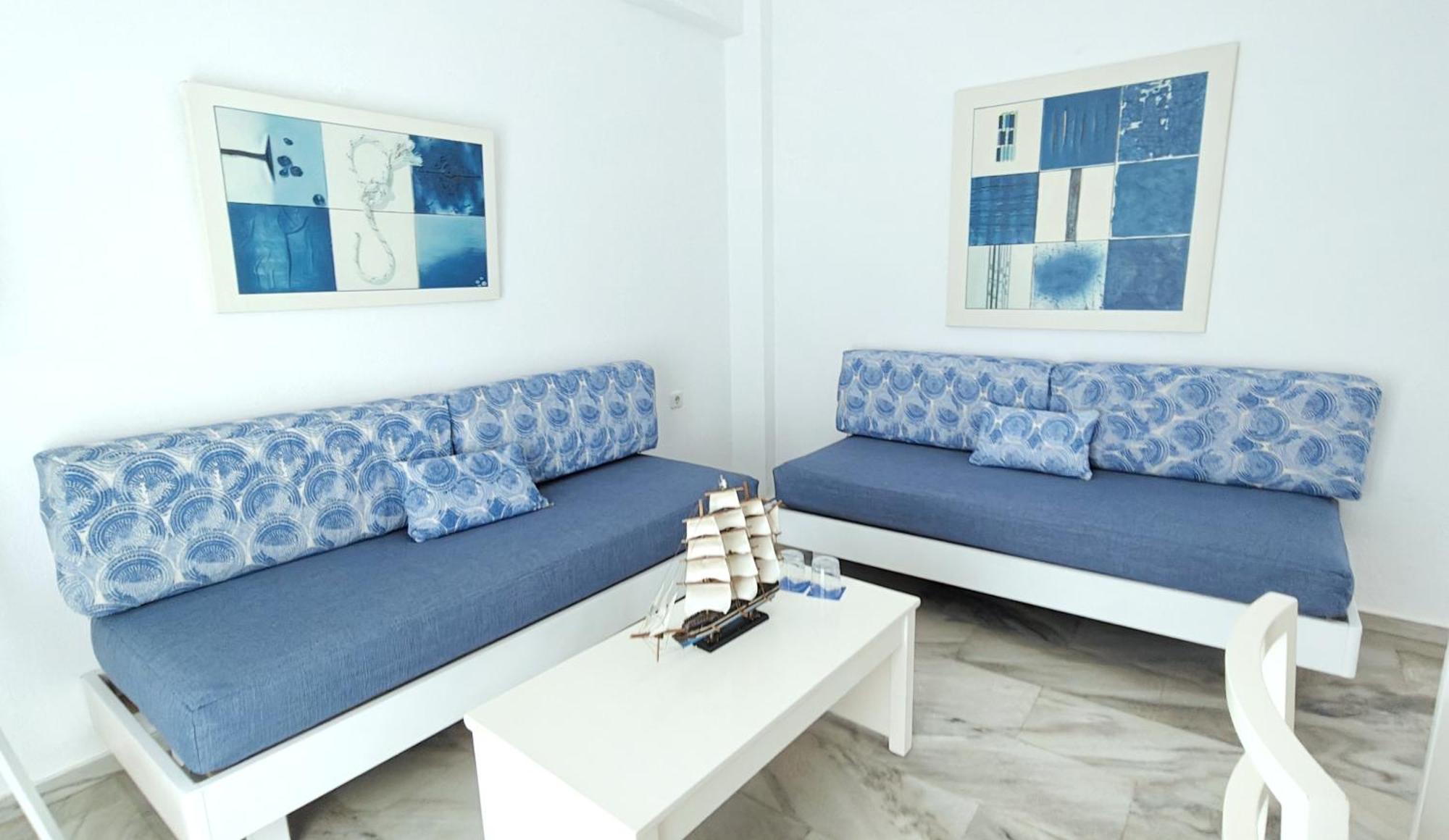 Narges Aliki (Paros)